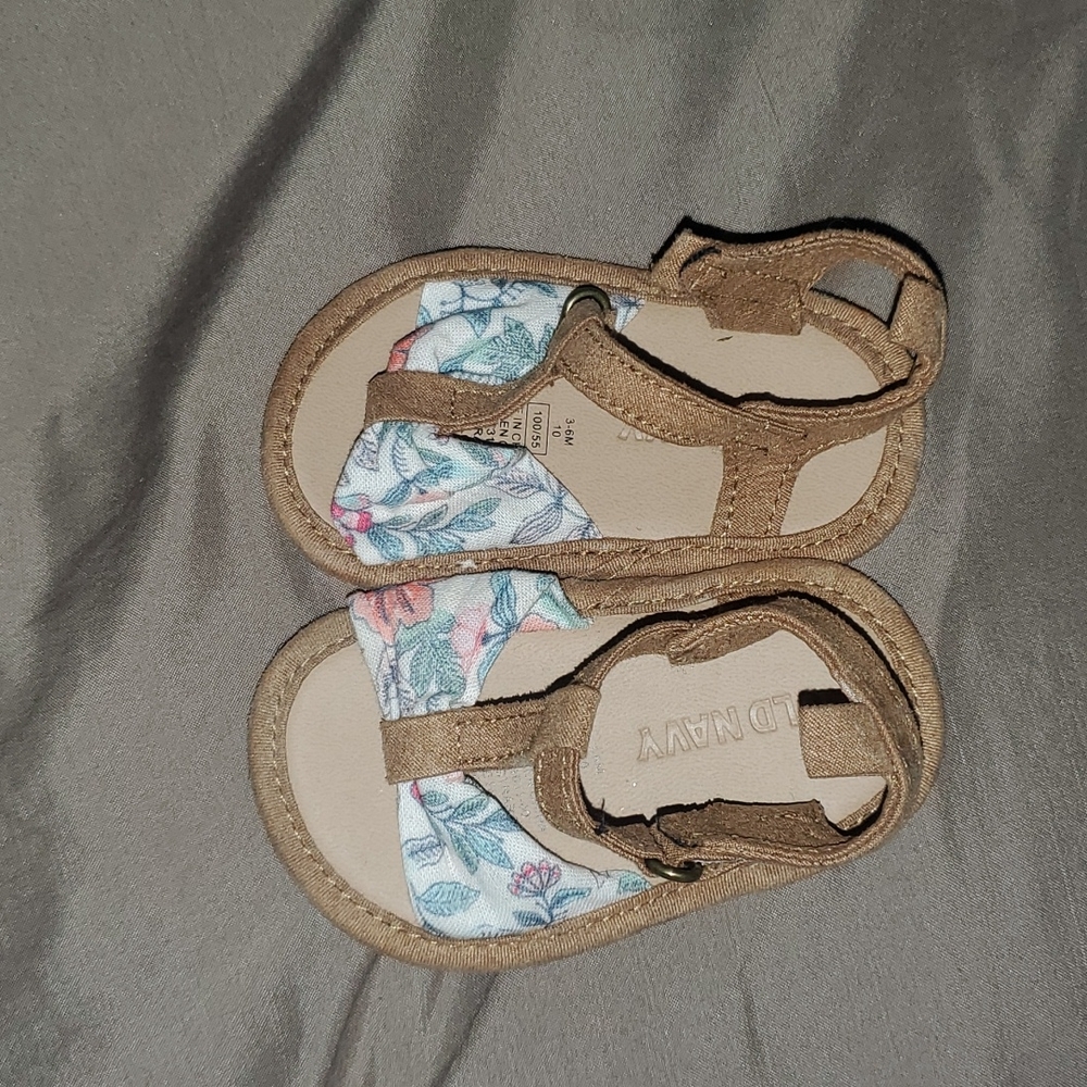 Girls baby sandals